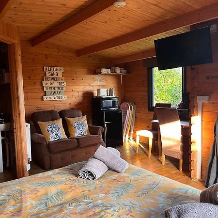 Morlais Log Cabin 莱姆里吉斯 外观 照片