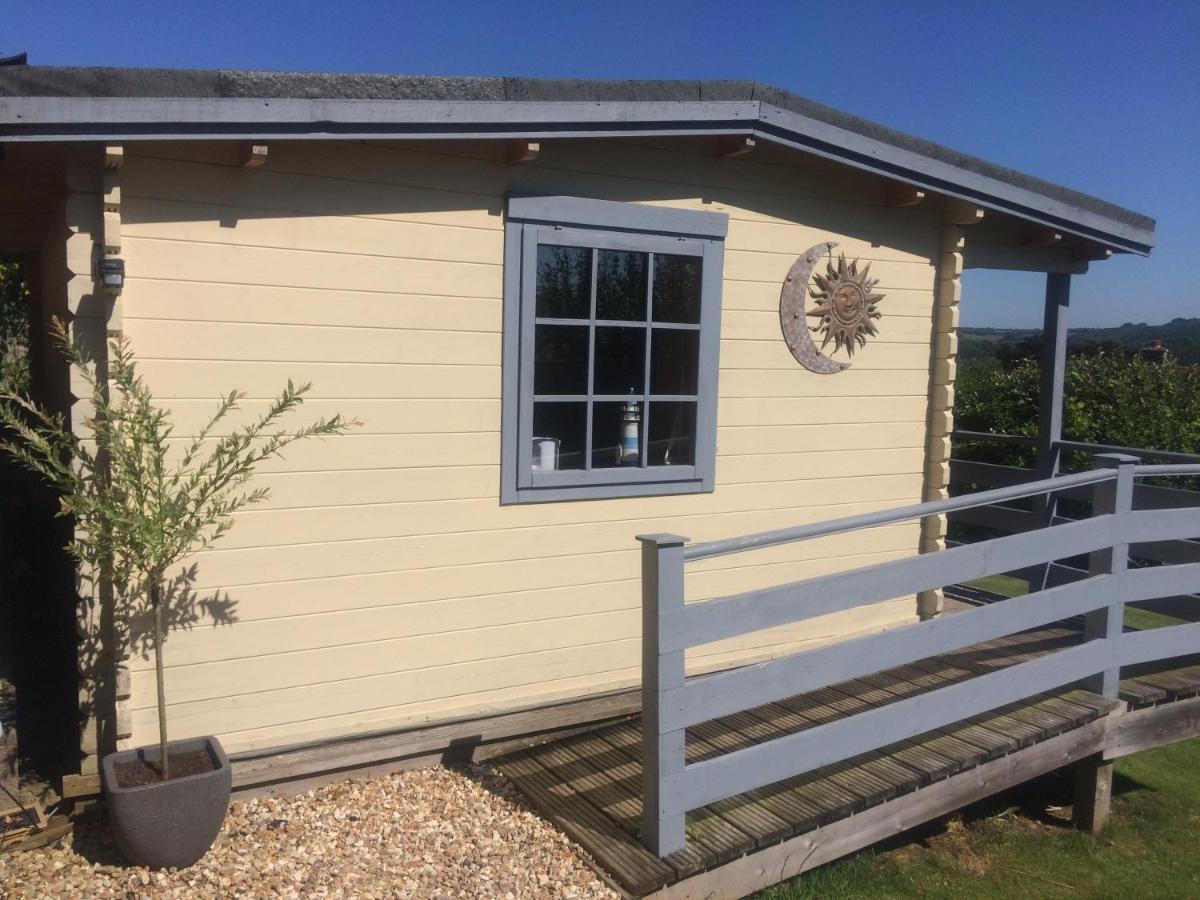 Morlais Log Cabin 莱姆里吉斯 外观 照片
